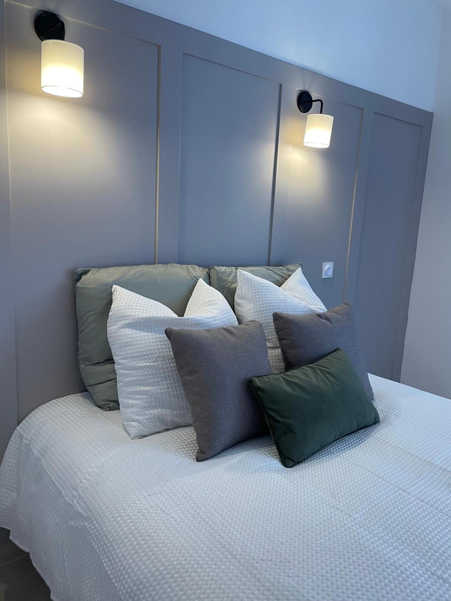 شقة Duplex Raffine, Elegant & Climatise - La Mezz نيم المظهر الخارجي الصورة